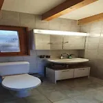 Chalet In With Valley View