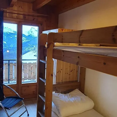 Chalet In With Valley View *